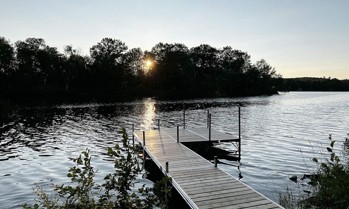 Dexter House | Mid-Maine Lakefront Escape – Kayaks, Fire Pit, BBQ & Rail Trail