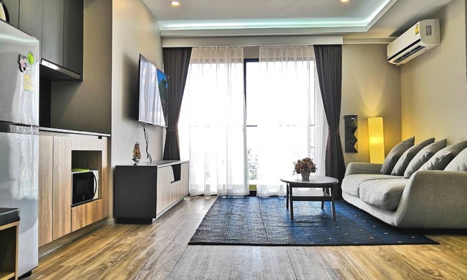 Sathorn Condo | Mid-town Blossom sathorn, 2 bedrooms