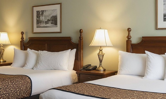 Saskatoon Hostel | Midtown Inn