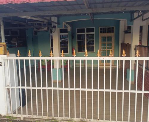 Kampung Dusun Kudus House | MieHomestay Bukit payong