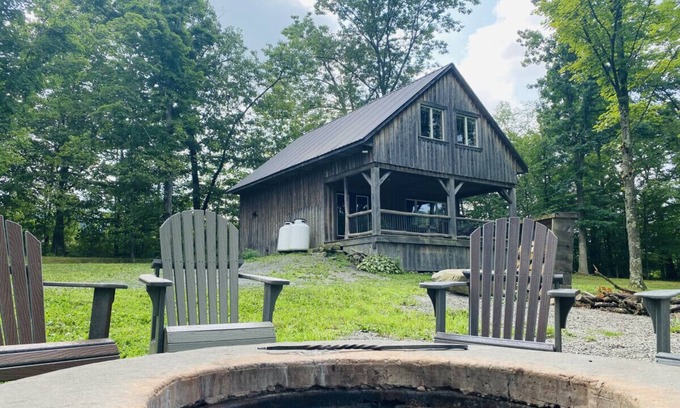 Ulster Cabin | Mighty Oak near Sayre Towanda