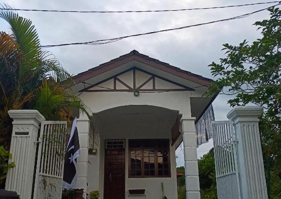 Kampung Padang Luas Ski Chalet | Mikaadam Homestay
