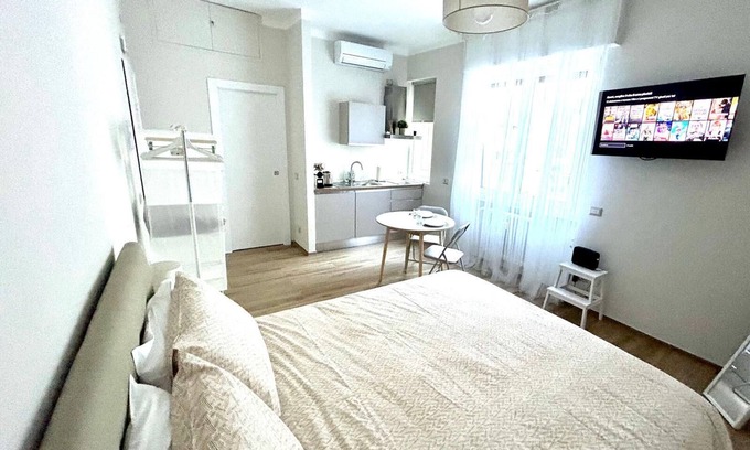 Cascina dei Pomi Apartment | Milan Nolo vibes, cozy studio apartment 10 minutes from the Duomo