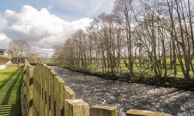 Eamont Bridge House | Mill End