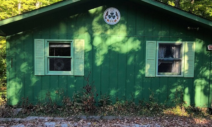 Bellmore Cabin | Millstone Hideaway