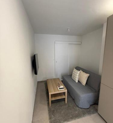 Fives Apartment | Mini cosy