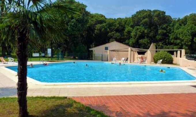 Santa-Maria-Poggio House | mini-villa with A/C in tree-planted residence - swimming pool, seaside, Corsica
