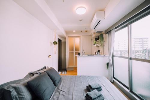 Minami Apartment | Minimalist Loft Namba Compact Studio with a 24-hour Gym MA1003