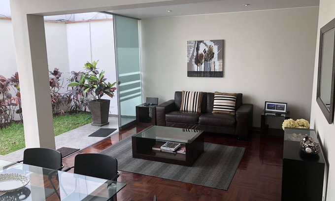 Leuro Apartment | Miraflores near Larco Mar Two Bedroom Apartment