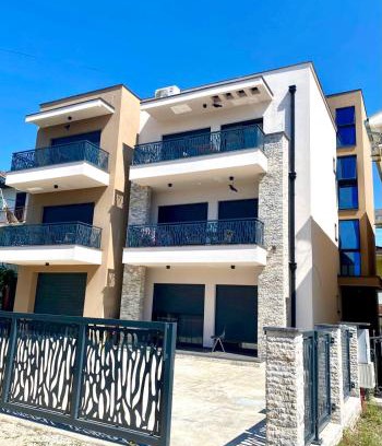 Bregvija Apartment | Miran San