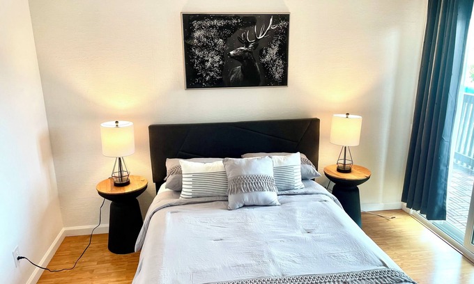 Mission Valley West Condo | Mission Valley