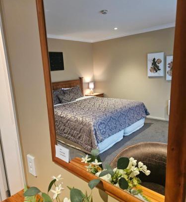 Fox Glacier House | Misty Peaks Guesthouse