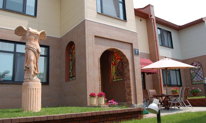 Yuzhno-Sakhalinsk Hotel | Mitos Hotel Cat B