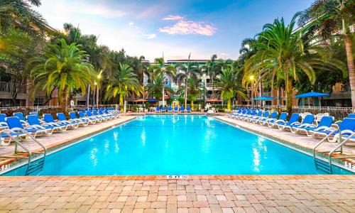Weston Resort | Mizner Place at Weston Town Center, Fort Lauderdale