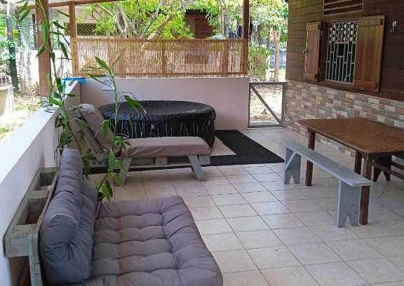 Cayenne House | MO TI KOTÉ