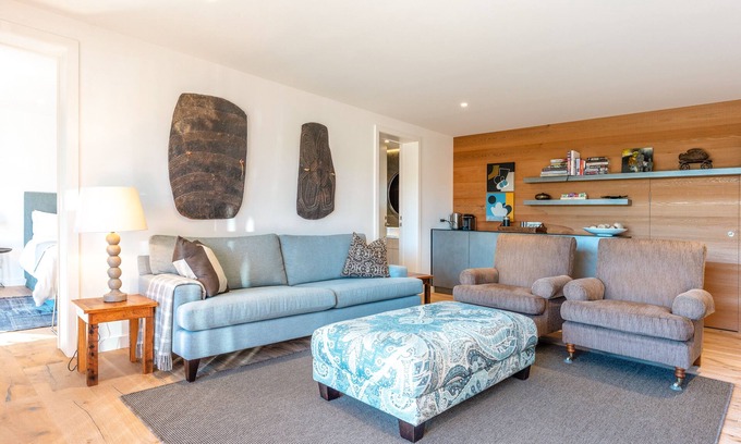 Blackpool House | Moa 30 Raro - Stay Waiheke