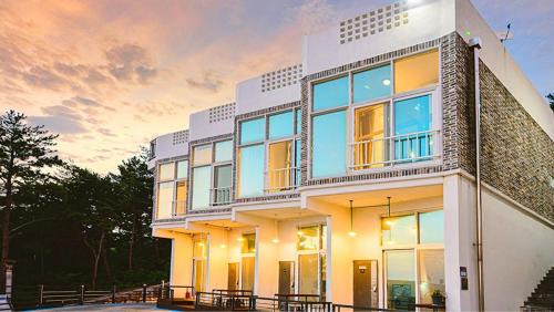 Yeosu House | Moamoa Spa Pension