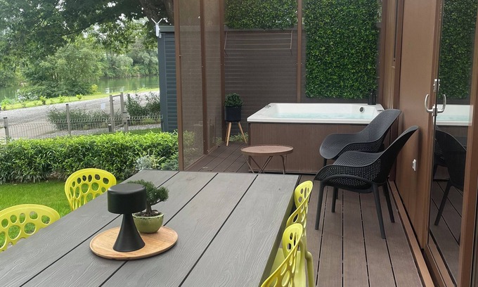Metlika House | Mobile home in the shade of mighty oaks with a wonderful view of the river Kolpa