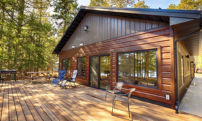 Side Lake House | Modern 1-bedroom, with AC, fitness room,n &indoor basketball hoop in Side Lake.