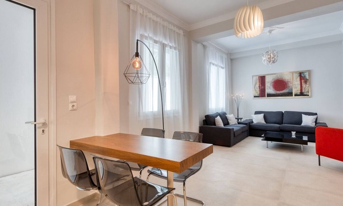 Anafiotika Apartment | Modern 2-bedroom apt, 200m from the Acropolis
