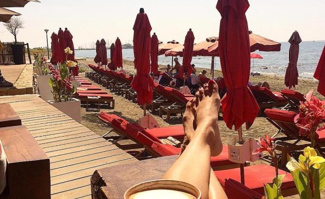 Agios Tychon Apartment | Modern 2 bedroom Beach Apartment
