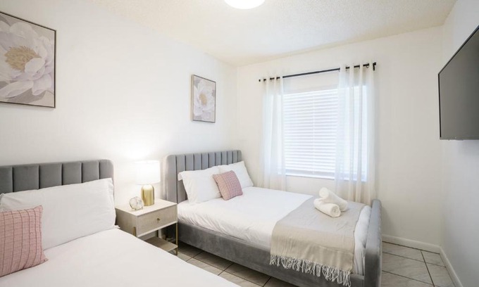 Wynwood Art District Apartment | Modern 2 Bedroom in the Heart of Wynwood Art District