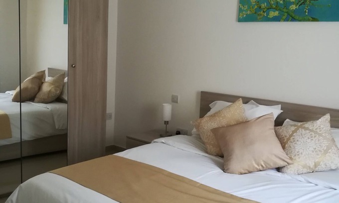 Naxxar Apartment | Modern 2 Bedroom Suite with Kitchen, A/C and Ample Parking
