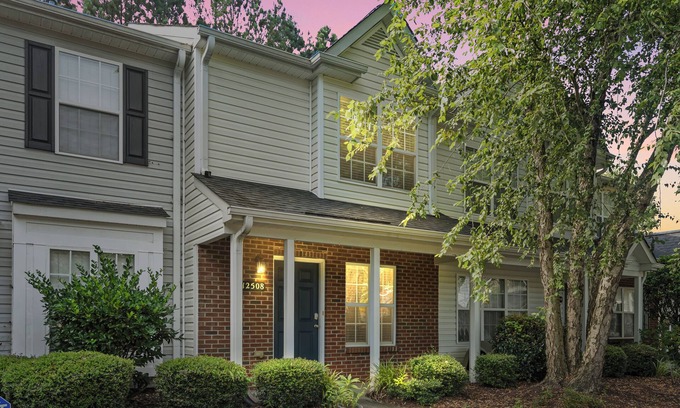 Harwood Lane Condo | Modern 2BR Getaway - Whitewater Center + Roku TVs