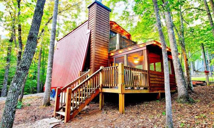 Young Harris Cabin | Modern A-Frame in Blairsville - Indoor Hot Tub & Firepit