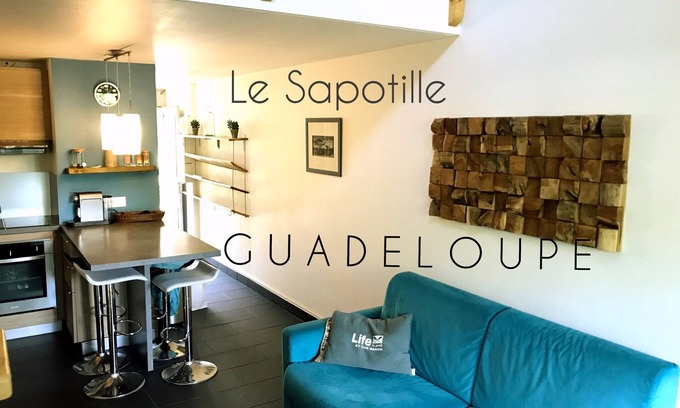 Bas du Fort Apartment | Modern and well-equipped apartment, direct access to the beach!