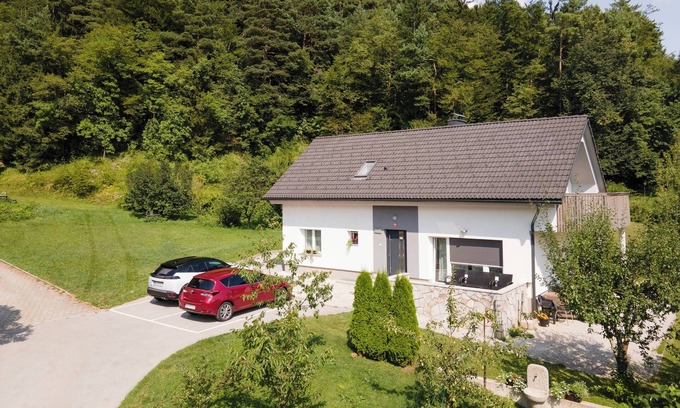 Moste Apartment | Modern And Well Equipped Apartment With Balcony In The Bled Area Of Slovenia