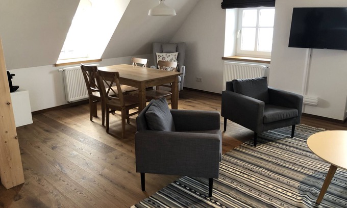 Schierling Apartment | Modern apartment for up to 4 people