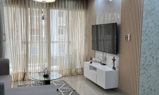 La Caleta Apartment | Modern apartment only 5 minutes from the airport and 10 from the beach