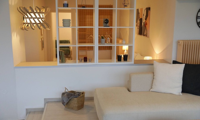Maniakoi Apartment | Modern apartment with a lake view for a comfortable stay. Easy parking space