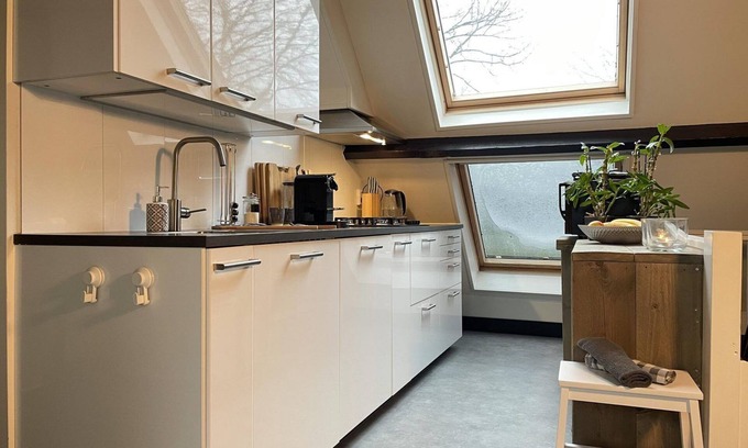 Winssen Apartment | Modern apartment with swimming pool and outdoor kitchen in beautiful, quiet surroundings