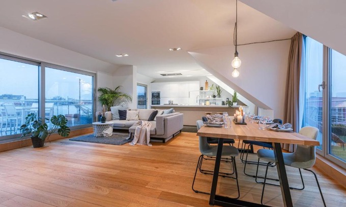 Antwerp Apartment | Modern apartment with two large rooftop terraces