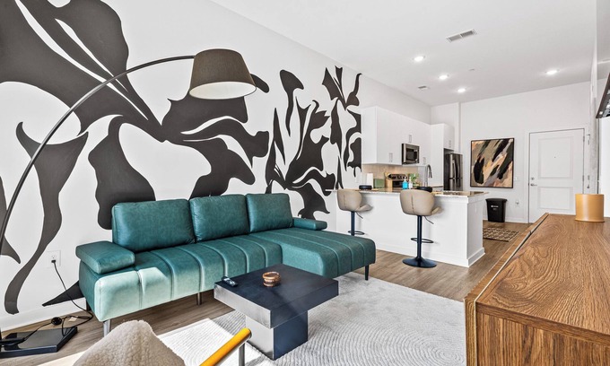 East Side Apartment | Modern Apt in Grant Park Steps from BeltLine with Free Secure Garage Parking