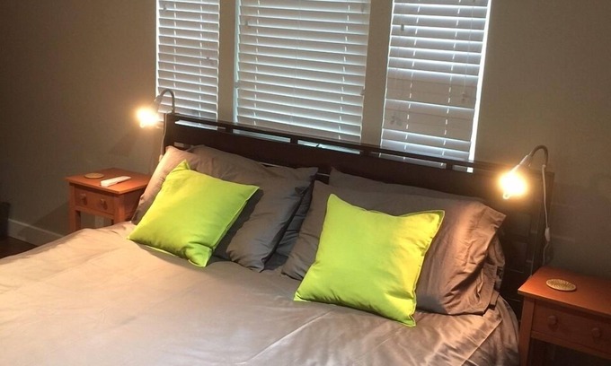 South River City Apartment | Modern Apt in So. Congress - Travis Heights