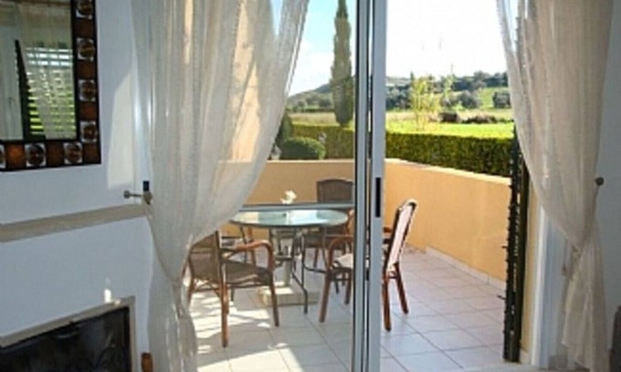 Polis House | Modern Beautiful Town House/Beautiful views. Centre 10 mins walk. UK TV/WiFi