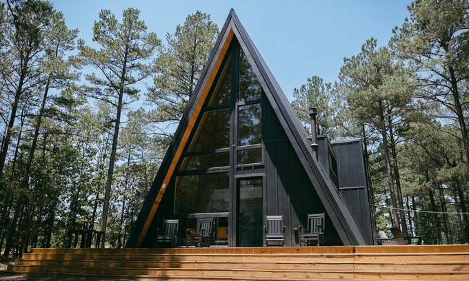 Pickens Cabin | Modern Black Pines Cabin, Modern Black Pines Cabin