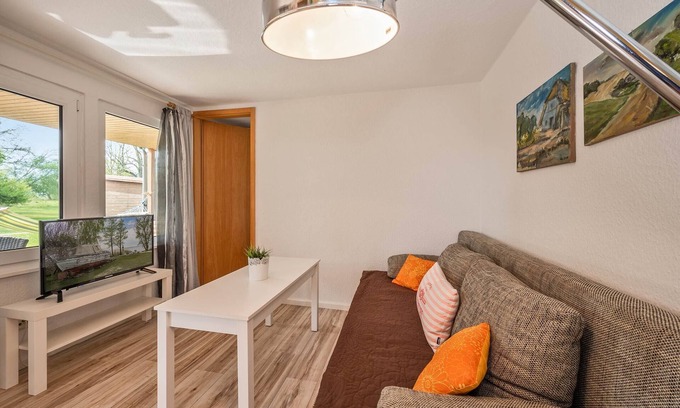 Luetow Apartment | Modern bungalow in Lütow on the Achterwasser with terrace and jetty access
