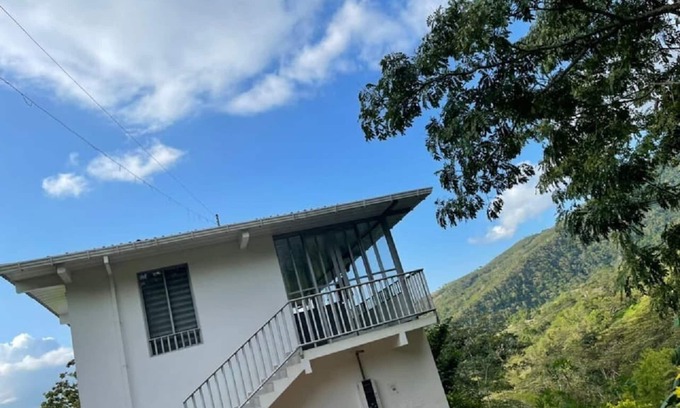 Guaduas House | modern cabin