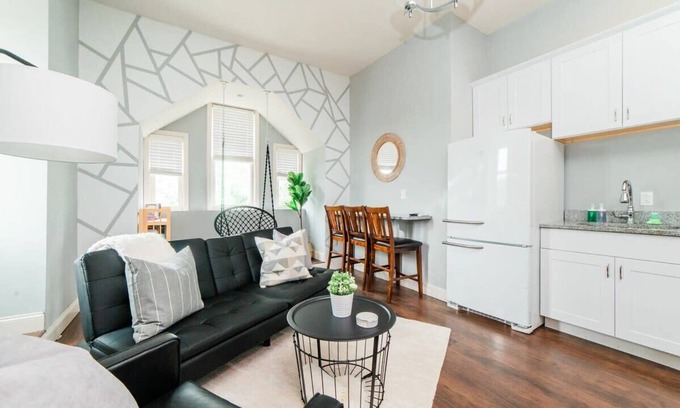 Allegheny-West Apartment | Modern Chic Suite - Amazing Location - GroupStay
