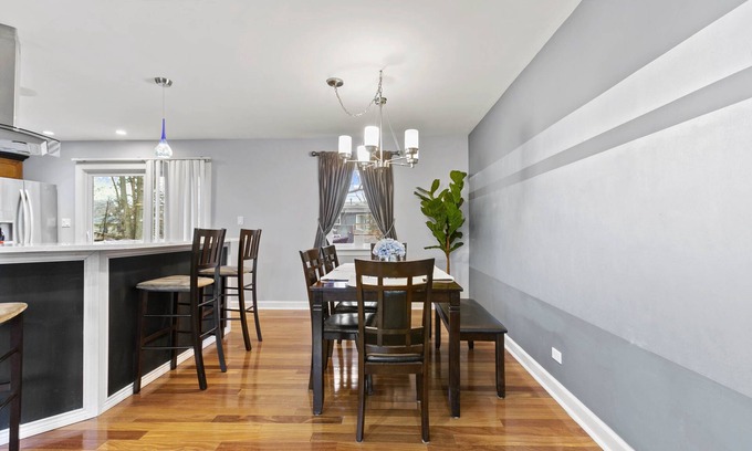 Downers Grove House | Modern Chicago Getaway