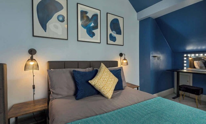 Handsworth House | Modern Comfort★500mb BBand Speed★Near City & Peaks