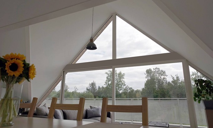 Hoeilaart Apartment | Modern duplex apartment with large mezzanine