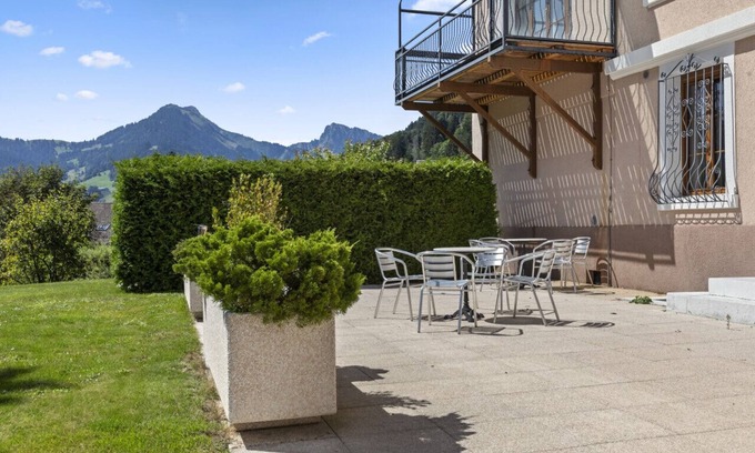 Chateau-d'Oex Apartment | Modern, elegant apartment in Château d'Oex
