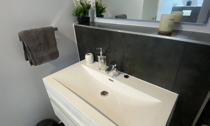 Bedfordview Apartment | Modern Exec 2Bed Apartment at Infinite