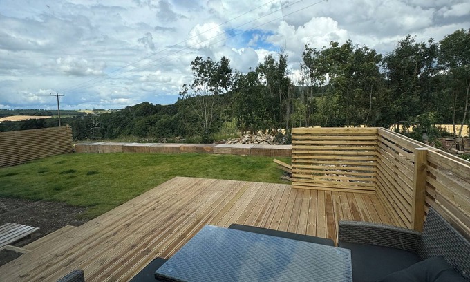 Hoylandswaine House | Modern Family/Pet Friendly Barn Conversion in a rural setting great access