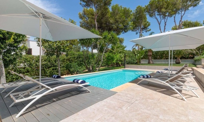Santa Ponsa Villa | Modern family villa in Nova Santa Ponsa